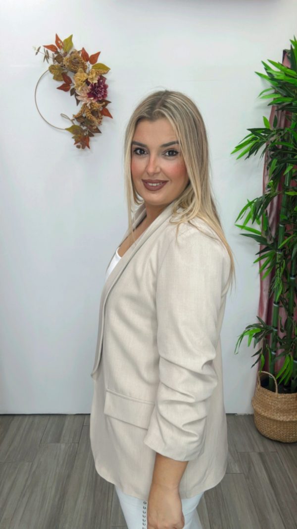 Blazer frunce basic beige - Imagen 2