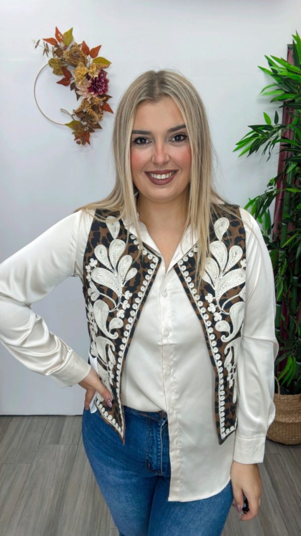 Chaleco print bordado - Imagen 3