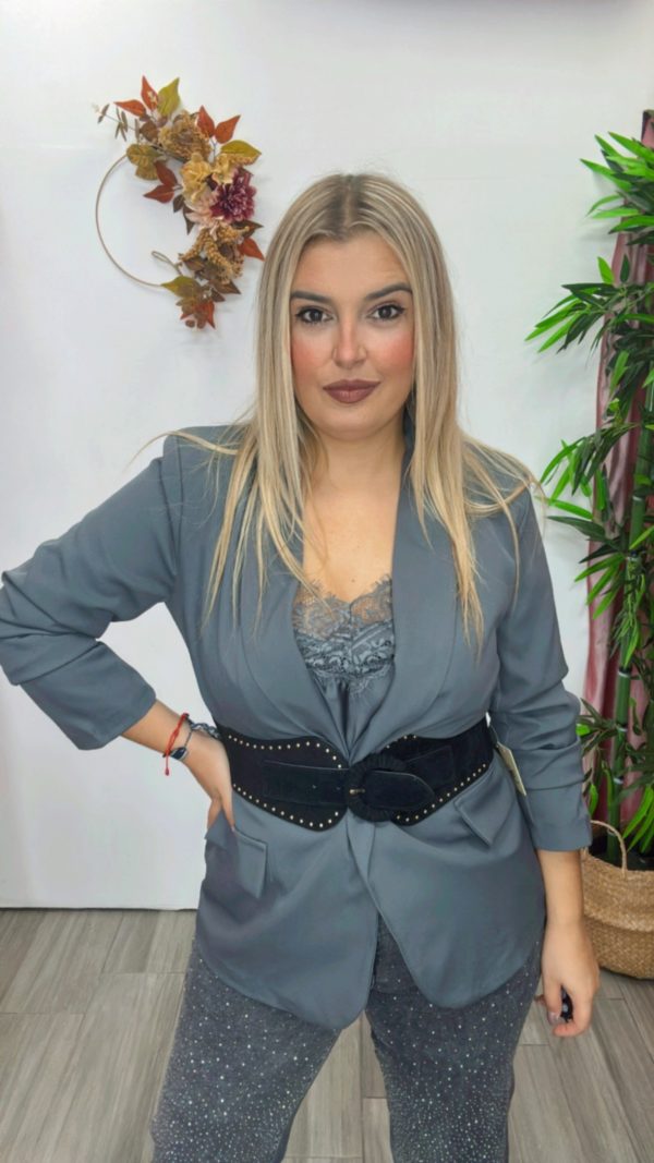 Blazer frunce basic gris