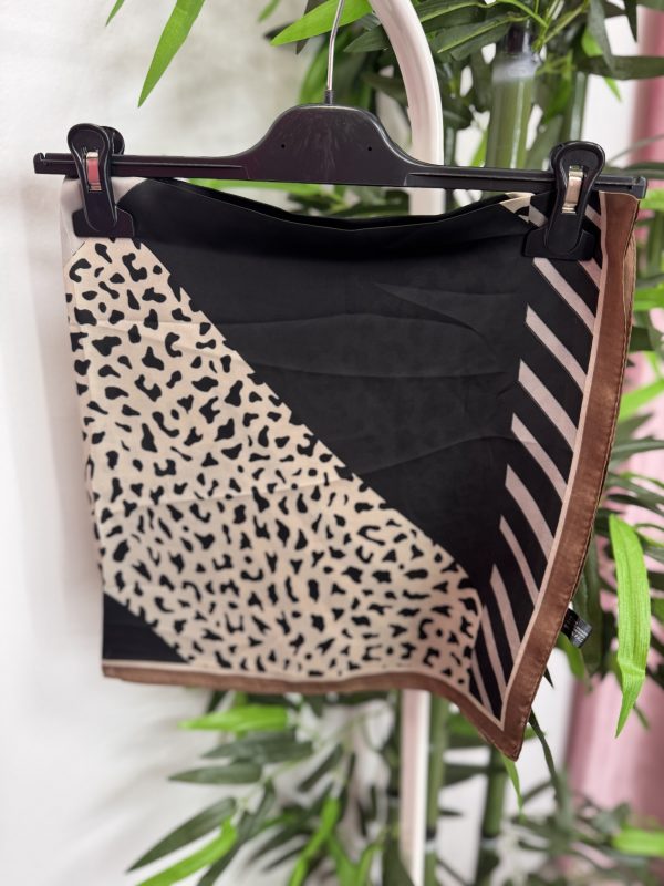 Pañuelo print negro