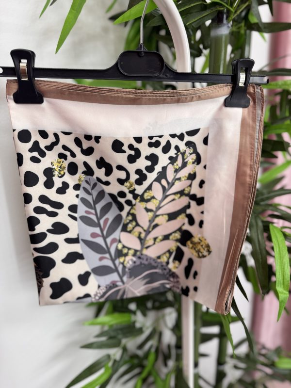 Pañuelo selva taupe