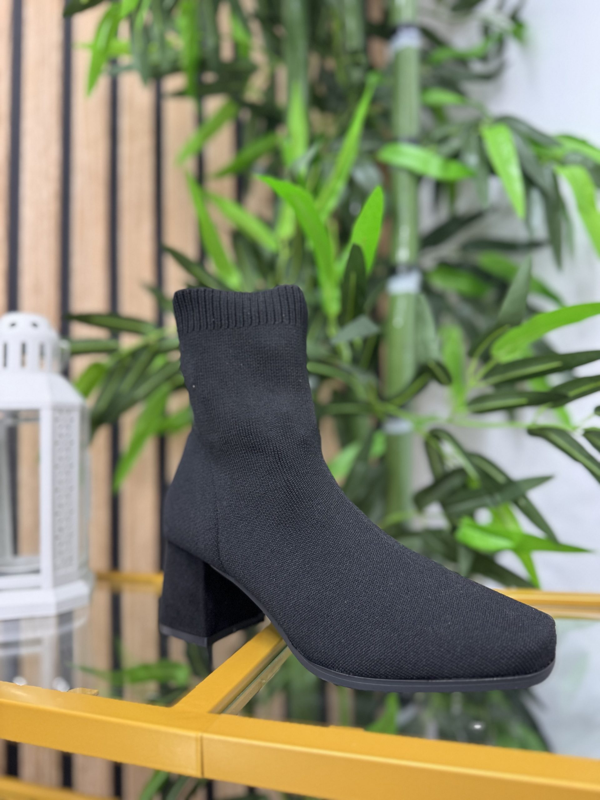 Bota calcetin negra n36